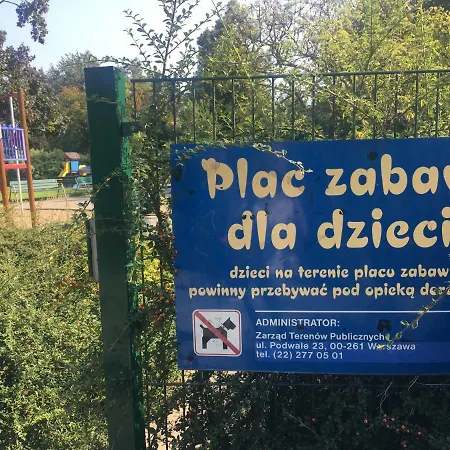 Appartement Z Jacuzzi Centrum Old Town Stare Historyczna Kamienica Umiejscowiona W Zabytkowej Czesci Warszawy Obok Parku Multimedialnego I Barbakanu Parking 24h Sniadanie Opcjonaln Breakfast Optional Check In From 14 Pm Parter Ground Floo *