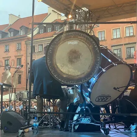 Centrum Old Town Stare Historyczna Kamienica Umiejscowiona W Zabytkowej Czesci Warszawy Obok Parku Multimedialnego I Barbakanu Parking 24h Sniadanie Opcjonaln Breakfast Optional Check In From 14 Pm Parter Ground Floor Varsó